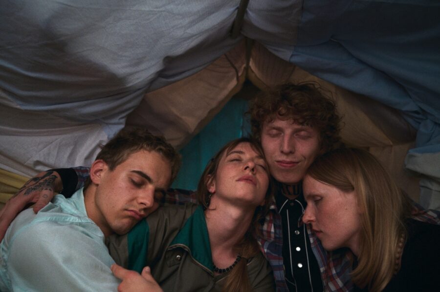 ¿UNDERGROUND/INDEPENDENT? 2026: NIE MA DUCHÓW W MIESZKANIU NA DOBREJ + spotkanie z twórcami